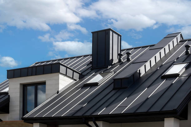Best Roof Moss and Algae Removal  in Geneseo, IL